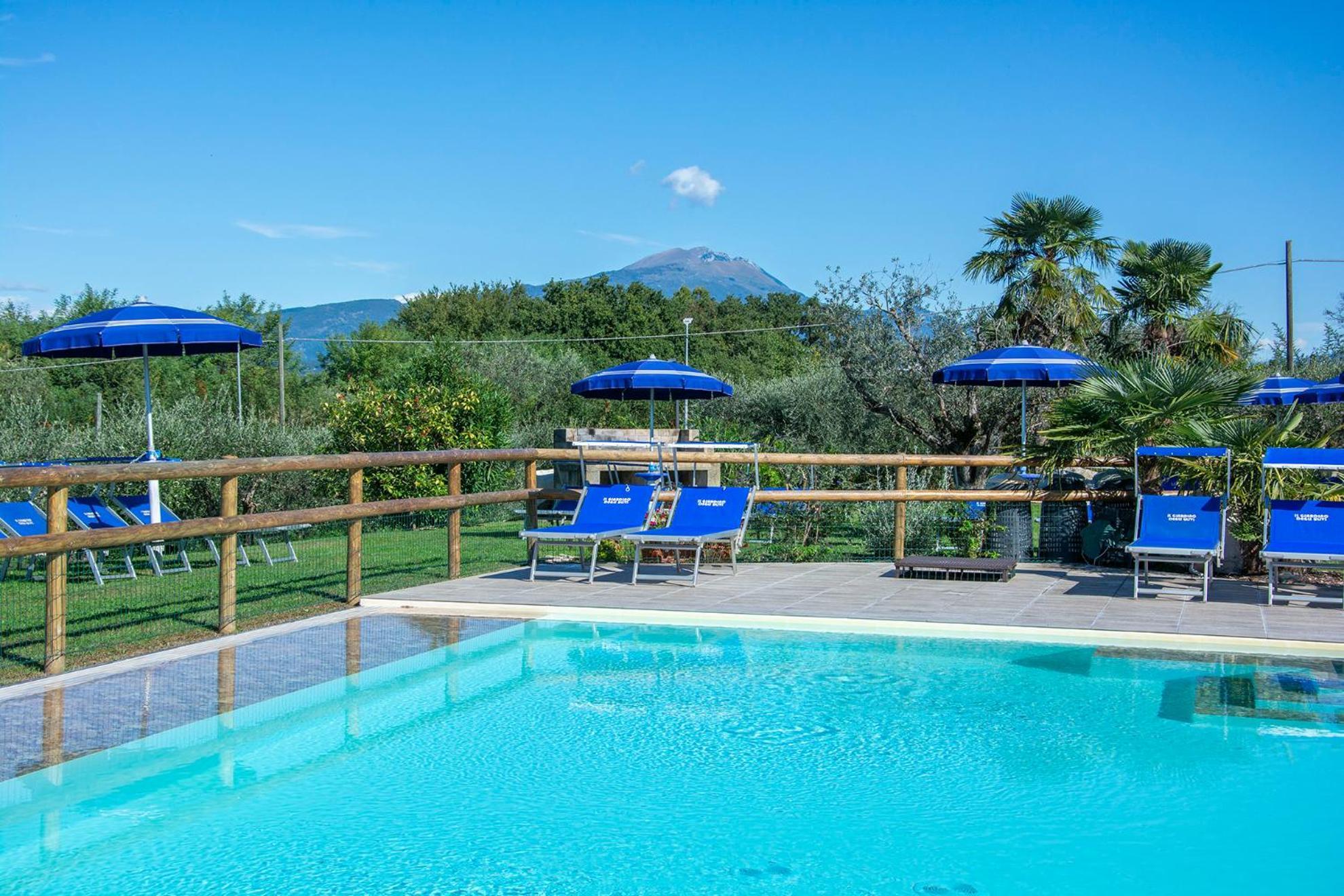 Agriturismo Il Giardino Degli Ulivi Лацизе Екстер'єр фото