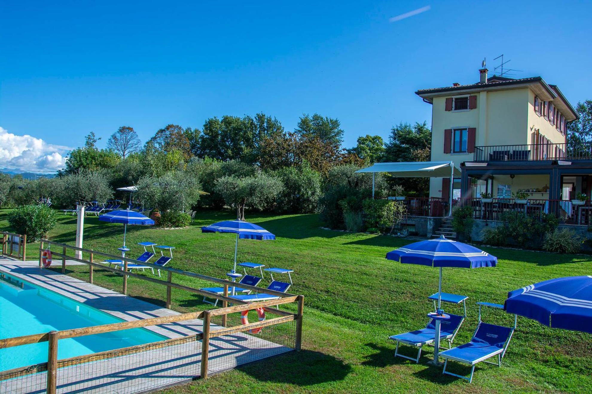 Agriturismo Il Giardino Degli Ulivi Лацизе Екстер'єр фото