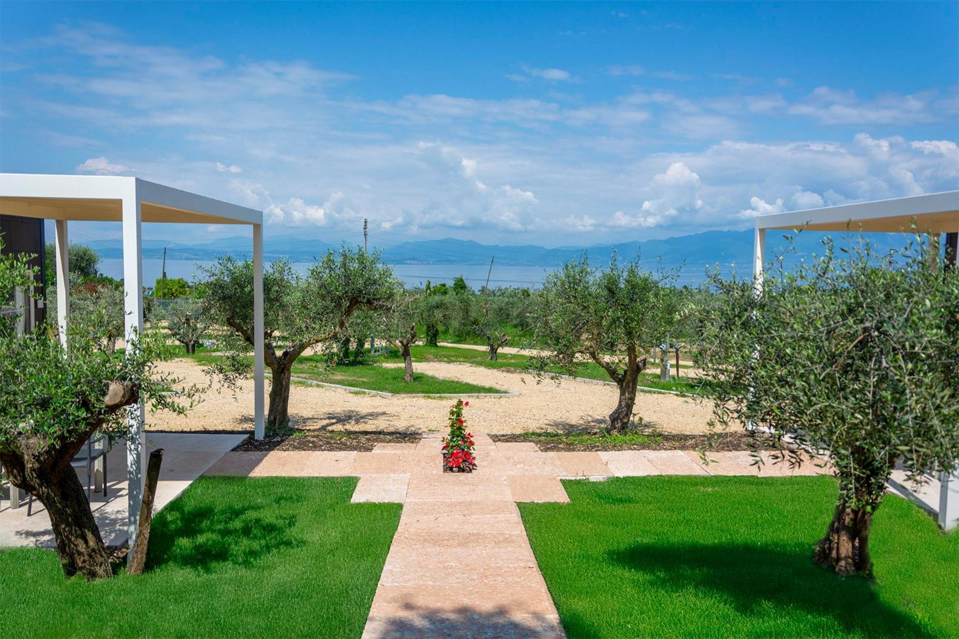 Agriturismo Il Giardino Degli Ulivi Лацизе Екстер'єр фото