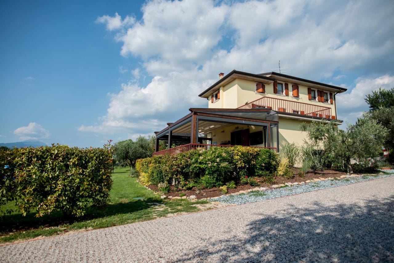 Agriturismo Il Giardino Degli Ulivi Лацизе Екстер'єр фото